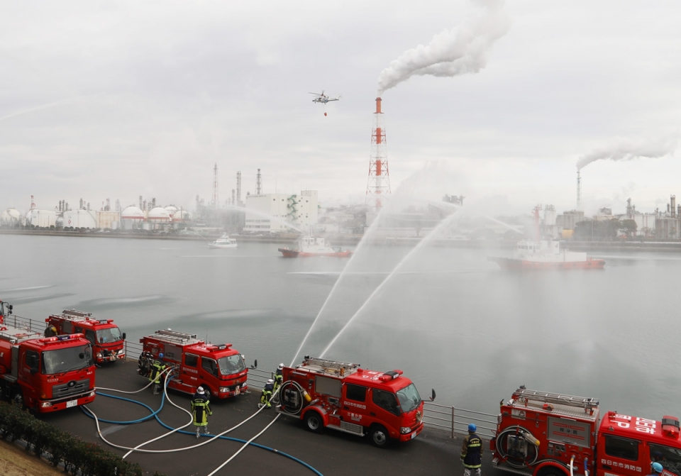 陸海空の防災訓練 陸海空の防災訓練